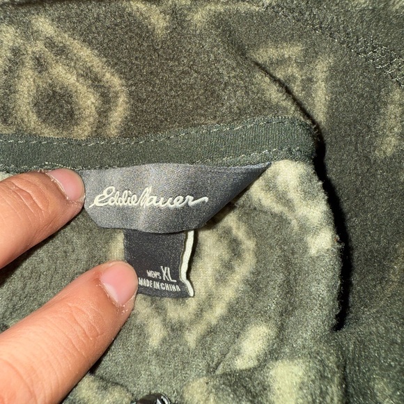 Eddie Bauer‎ Olive Patterned Fleece Pullover - Picture 2 of 5